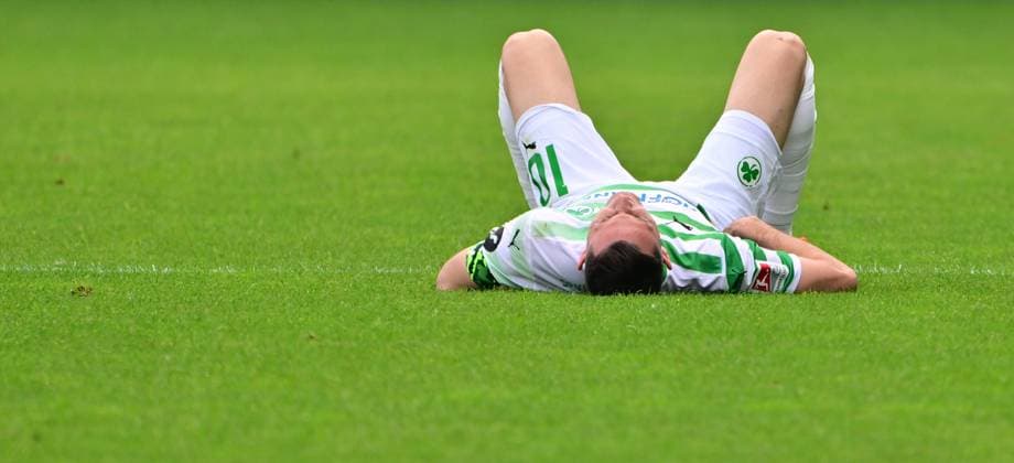 19 05 2024 Soccer season 2023 2024 2 Soccer Bundesliga 34 Matchday SpVgg Greuther Fürth Kleeblatt FC Schalke 04 Sportfoto Zink MeZi xmexzix DFL regulations prohibit any use of photographs as image sequences and or quasi video only for editorial use Branimir Hrgota 10 SpVgg Greuther Fürth battered on the ground disappointed disappointment