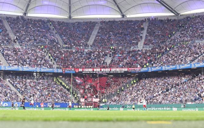 19 05 2024 Soccer Season 2023 2024 2 Soccer Bundesliga 34 Matchday Hamburger SV HSV 1 FC Nürnberg FCN Club Sportfoto Zink DaMa xdaxmax DFL regulations prohibit any use of photographs as image sequences and or quasi video only for editorial use Numerous Clubfan Clubfans FCN Fans Fans in the guest block