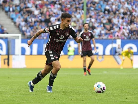 19 05 2024 Soccer Season 2023 2024 2 Soccer Bundesliga 34 Matchday Hamburger SV HSV 1 FC Nürnberg FCN Club Sportfoto Zink DaMa xdaxmax DFL regulations prohibit any use of photographs as image sequences and or quasi video only for editorial use Jens Castrop 17, 1 FC Nürnberg FCN Freisteller Einzelbild