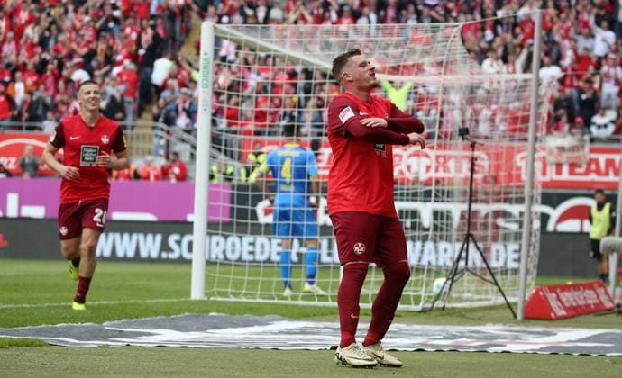 19 05 2024, Football, 2 Bundesliga, FC Kaiserslautern Eintracht Braunschweig, Matchday 34, Season 2023 24, Fritz Walter Stadion, Kaiserslautern, Germany, zmdz, DFB DFL regulations prohibit any use of photographs as image sequences and or quasi video FC Kaiserslautern Eintracht Braunschweig