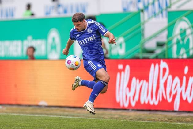 19 05 2024, Football, Season 2023 2024, 2 Bundesliga, Matchday 34, Greuther Fürth FC Schalke 04, Blendi Idrizi FC Schalke 04 Fürth Stadion am Ronhof Bayern Germany xRHR PHOTO TRx Copyright: TimxRehbein RHR-FOTOx RHR-FOTO TR