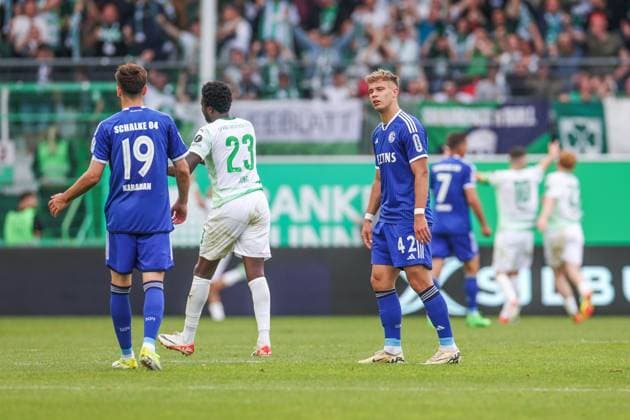 19 05 2024, Football, Season 2023 2024, 2 Bundesliga, Matchday 34, Greuther Fürth FC Schalke 04, Keke Topp FC Schalke 04 Fürth Stadion am Ronhof Bayern Germany xRHR PHOTO TRx Copyright: TimxRehbein RHR-FOTOx RHR-FOTO TR