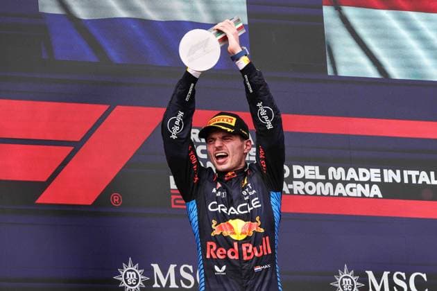 Bilder des Jahres 2024, Sport 05 Mai Sport Themen der Woche KW21 Sport Bilder des Tages VERSTAPPEN Max (ned), Red Bull Racing RB20, portrait podium during the Formula 1 MSC Cruises Gran Premio del Made in Italy e Dell™Emilia-Romagne 2024, 7th round of the 2024 Formula One World Championship, WM, Weltmeisterschaft from May 17 to 19, 2024 on the Autodromo Enzo e Dino Ferrari, in Imola, Italy - F1 - EMILIA-ROMAGNA GRAND PRIX 2024 DPPI Panoramic  240519_R07_EMR_DP_XB3_2740_1