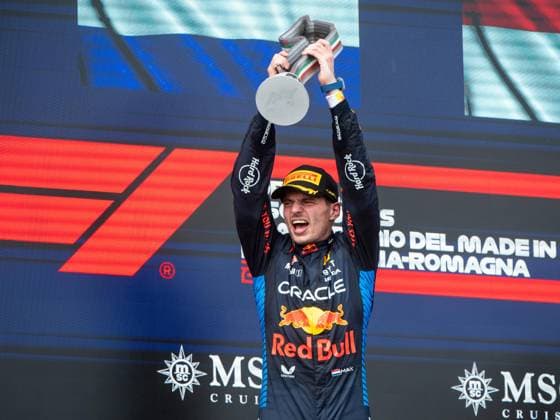Max Verstappen Oracle Red Bull Racing, 01 celebrates victory on the podium at the podium ceremony, ITA, Formula 1 World Championship, Grand Prix Emilia Romagna Imola, Autodromo Enzo e Dino Ferrari, Race, 19 05 2024 ITA, Formula 1 World Championship, Grand Prix Emilia Romagna Imola, Autodromo Enzo e Dino Ferrari, Race, 19 05 2024 Imola Copyright: xEibner-Pressefoto Memmlerx EP_MMR