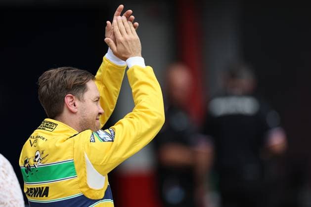 Sebastian Vettel gestures, gestures, Race, F1 Emilia Romagna Grand Prix 2024, Autodromo Enzo e Dino Ferrari on May 19, 2024 in Imola, Italy Photo by Diogo Cardoso DeFodi Images Sebastian Vettel drives the McLaren MP4 8 of Ayrton Senna on track prior, Race, F1 Emilia Romagna Grand Prix 2024, Autodromo Enzo e Dino Ferrari on May 19, 2024 in Imola, Italy Photo by Diogo Cardoso DeFodi Images Defodi 645 f1imo20240518 3368 Defodi-645