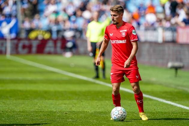 2024-05-19 PEC Zwolle v FC Twente - Dutch Eredivisie ZWOLLE, NETHERLANDS - MAY 19: Michal Sadilek of FC Twente dribbles with the ball during the Dutch Eredivisie match between PEC Zwolle and FC Twente at MAC3PARK stadion on May 19, 2024 in Zwolle, Netherlands. (Photo by Andre Weening BSR Agency) Zwolle Netherlands Content not available for redistribution in The Netherlands directly or indirectly through any third parties. Copyright: xBSRxAgencyx