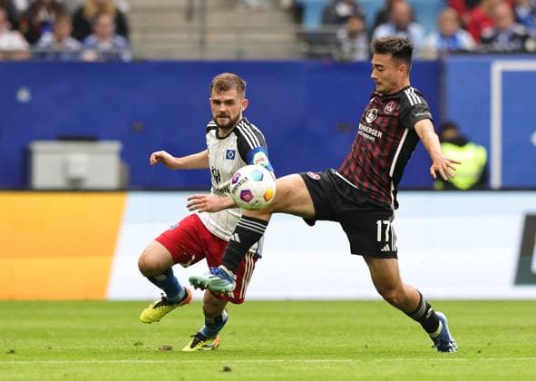 19 05 2024 Soccer Season 2023 2024 2 Soccer Bundesliga 34 Matchday Hamburger SV HSV 1 FC Nürnberg FCN Club Sportfoto Zink DaMa xdaxmax DFL regulations prohibit any use of photographs as image sequences and or quasi video only for editorial use Lukasz Poreba 6, Hamburger SV HSV Jens Castrop 17, 1 FC Nürnberg FCN