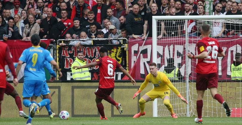 19 05 2024, Football, 2 Bundesliga, FC Kaiserslautern Eintracht Braunschweig, Matchday 34, Season 2023 24, Fritz Walter Stadion, Kaiserslautern, Germany, zmdz, DFB DFL regulations prohibit any use of photographs as image sequences and or quasi video FC Kaiserslautern Eintracht Braunschweig