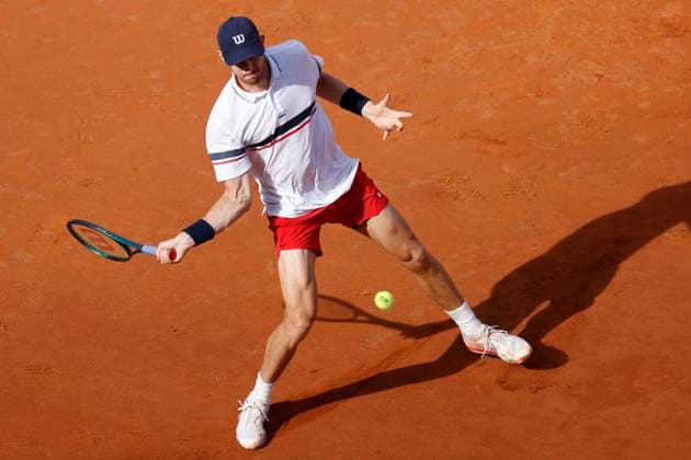 Tenis, Nicolas Jarry vs Alexander Zverev Abierto de Roma 2024. El tenista chileno Nicolas Jarry regresa la bola a Alexander Zverev de Alemania durante el partido en el foro italico. Roma, Italia. 19 05 2024 Matteo Ciambelli Photosport Tennis, NNicolas Jarry vs Alexander Zverev 2024 Rome Open tournament. Chile™s tennis player Nicolas Jarry return the ball to Alexander Zverev of Germany during the match of the Rome Open Tennis tournament in Rome, Italy. 19 05 2024 Matteo Ciambelli Photosport Nicolas Jarry vs Alexander Zverev, Abierto de Roma 2024 