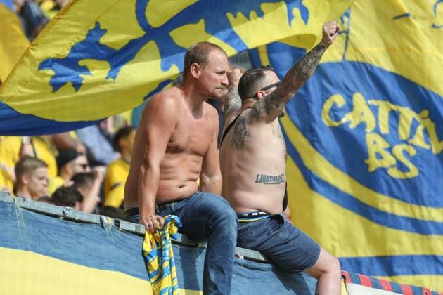 19 05 2024, xusrbx, Soccer 2 Bundesliga, 1 FC Kaiserslautern Eintracht Braunschweig emspor, the fans of Eintracht Braunschweig, DFL DFB REGULATIONS PROHIBIT ANY USE OF PHOTOGRAPHS as IMAGE SEQUENCES and or QUASI VIDEO Kaiserslautern