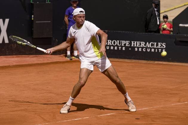 Alexandre MULLER (FRA) l emporte en 2 set face Ã Richard GASQUET (FRA) lors du tournoi de tennis de l Open Parc Auvergne RhÃ ne-Alpes Ã Lyon le 19 05 2024. TENNIS : Open Parc Auvergne RhÃ ne-Alpes - Lyon - 19 05 2024 SandrineThesillat Panoramic 