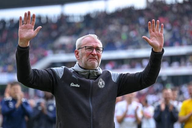19 05 2024, Soccer, 2 Bundesliga, 34 Matchday Season 2023 2024, Hannover 96 Holstein Kiel, Uwe Stover Sports Director Holstein Kiel cries xRHR PHOTO TKx Copyright: RHR-FOTOx RHR-FOTO TK
