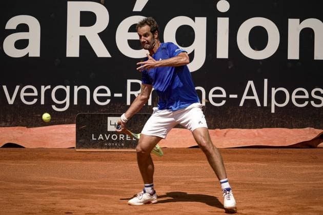Richard GASQUET (FRA) lors du tournoi de tennis de l Open Parc Auvergne RhÃ ne-Alpes Ã Lyon le 19 05 2024. TENNIS : Open Parc Auvergne RhÃ ne-Alpes - Lyon - 19 05 2024 SandrineThesillat Panoramic 