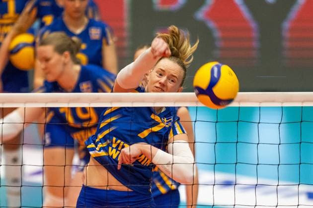 240519 Hedda Broberg of Sweden during worm up prior the European Golden League between Sweden and Belgium on May 19, 2024 in Lund Photo Avdo Bilkanovic BILDBYRAN COP 115 AB0272 volleyball volleyball european golden league sverige belgium sweden dam bbeng  Copyright: AVDOxBILKANOVIC BB240519AB097