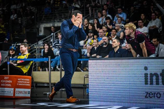 Basketball Berlin 19 05 2024 Season 2023 2024 1 Bundesliga easyCredit BBL Playoffs Quarterfinals Match 2 Alba Berlin Telekom Baskets Bonn Roel Moors Bonn, Coach