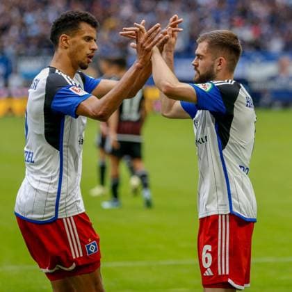 2 1 Goalscorer Lukasz Poreba right Glatzel Robert HSV Germany , Hamburg , Volksparkstadion , Soccer , Bundesliga , 2 Soccer Bundesliga , Hamburger SV 1 FC Nürnberg