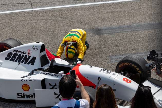 F1 GP Imola Italy Sunday, 19 05 2024 Sebastian Vettel in Ayrton Senna s McLaren MP4 8 from 1993 F1 GP Imola Italy Sunday, 19 05 2024 Copyright: xBEAUTIFULxSPORTS Erlhofx