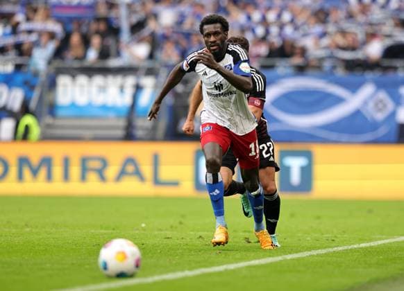 19 05 2024 Soccer Season 2023 2024 2 Soccer Bundesliga 34 Matchday Hamburger SV HSV 1 FC Nürnberg FCN Club Sportfoto Zink DaMa xdaxmax DFL regulations prohibit any use of photographs as image sequences and or quasi video only for editorial use Bakery Jatta 18, Hamburger SV HSV Enrico Valentini 22, 1 FC Nürnberg FCN