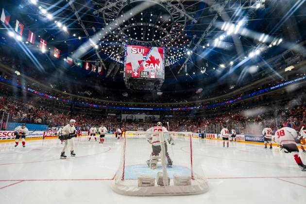 PRAGUE, CZECH REPUBLIC MAY 19 goalkeeper Jordan Binnington of Canada skating during the preliminary round match between Switzerland and Canada at Prague Arena on May 19, 2024 in Prague, Czech Republic Prague Prague Arena Czech Republic Copyright: xJustPictures.ch JarixPestelaccix jp-en-EuSpIm-JP4_JAR_Switzerland_Canada_19May2024_184