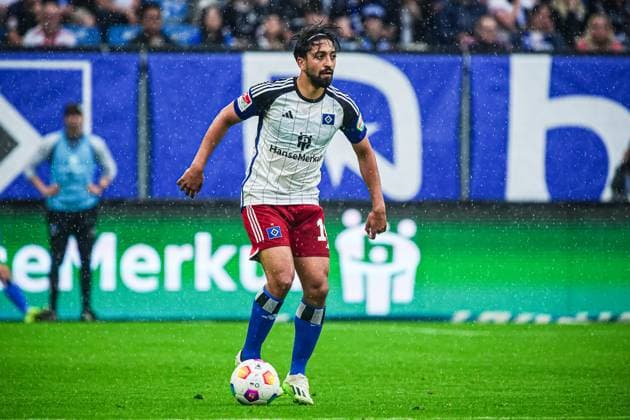 Immanuel Pherai Hamburger SV, 10 GER, Hamburger SV vs 1 FC Nuernberg, Football, 2 Bundesliga, Matchday 34, Season 2023 2024, 19 05 2024 DFL REGULATIONS PROHIBIT ANY USE OF PHOTOGRAPHS AS IMAGE SEQUENCES AND OR QUASI VIDEO GER, Hamburger SV vs 1 FC Nuernberg, Football, 2 Bundesliga, Matchday 34, Season 2023 2024, 19 05 2024 Hamburg Copyright: xEibner-Pressefoto MarcelxvonxFehrnx EP_MFN