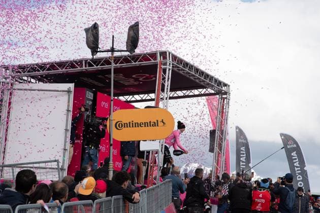 19 05 2024, Livigno, ITA, Giro d Italia 2024, 15 stage, from Manerba del Garda to Livigno 222 km , pictured Tadej Pogacar SLO, UAE Team Emirates in the overall leaders pink jersey, celebrating at the finish, Livignio, Mottolino during the 107 Giro d Italia cycling race, 15th stage from Manerba del Garda to Livigno 222 km in Livigno, Italy on 2024 05 19 Expa Livigno EP_rei