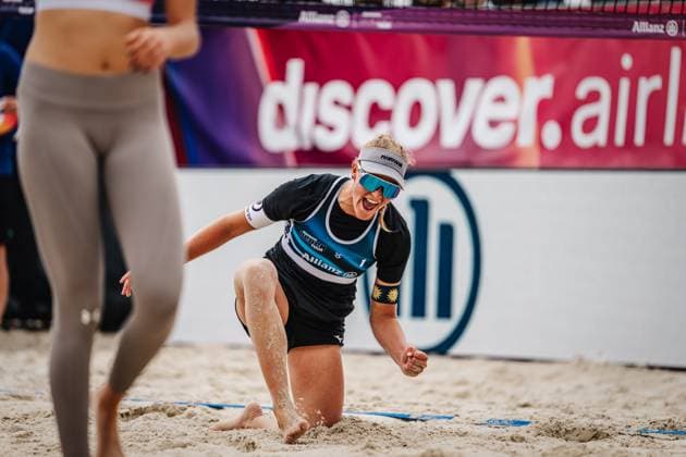 Beach volleyball women German Beach Tour 2024 Tourstop Düsseldorf 19 05 2024 Melanie Paul is happy and clenches her fist Düsseldorf Robert Lehr Ufer North Rhine-Westphalia Germany