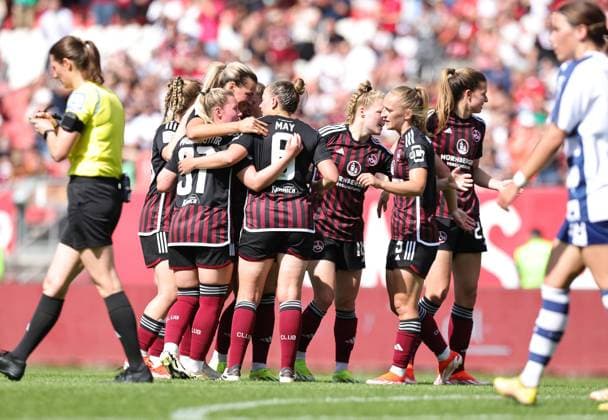 20 05 2024 Soccer Season 2023 2024 1 Womens Soccer Bundesliga 22 Matchday 1 FC Nürnberg FCN Club MSV Duisburg Zebras Sportfoto Zink DaMa xdaxmax Jubel Freude Torjubel nach Tor zum 1 0 Medina Desic 30, 1 FC Nürnberg FCN und Mannschaft Team jubelt freue sich Torschütze Medina Desic 30, 1 FC Nürnberg FCN