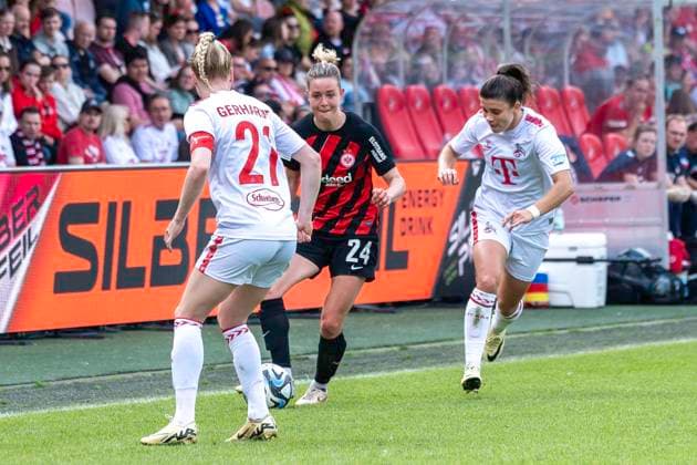 Soccer Google Pixel Womens Bundesliga, Season 2023 2024, Matchday 22, 1 FC Koeln Eintracht Frankfurt on 20 05 2024 at Franz Kremer Stadium in Koeln duel between Anna Gerhardt 1 FC Koeln, 21 and Martyna Wiankowska 1 FC Koeln, 26 against Anna Aehling Eintracht Frankfurt, 24 Important note In accordance with the regulations of the DFL German Football League and the DFB German Football Association, it is prohibited to utilize or have utilized photographs taken in the stadium and or of the match in the form of sequential images and or video-like photo series Foto Kirchner Media TH Copyright: xKirchner-Media THx