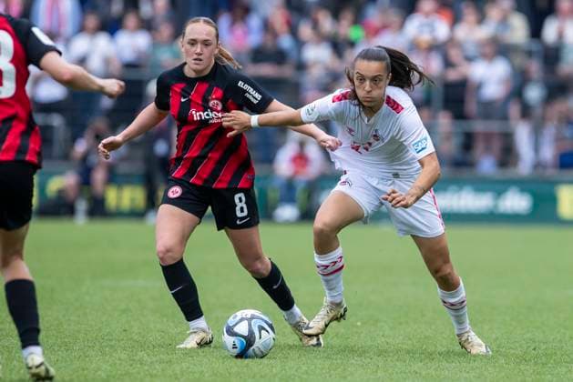 GOOGLE PIXEL Frauen Bundesliga 1 FC Köln Eintracht Frankfurt, 20 05 2024 Natalia Padilla Bidas 1 FC Köln, 22 , Lisanne Gräwe Eintracht Frankfurt, 8 GOOGLE PIXEL Frauen Bundesliga, 1 FC Köln Eintracht Frankfurt, 22 Spieltag, am 20 05 2024, Franz Kremer Stadion, Köln DFL regulations prohibit any use of photographs as image sequences and or quasi video Copyright: xBEAUTIFULxSPORTS Meuselx
