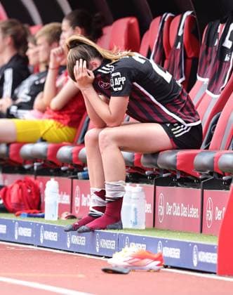 20 05 2024 Soccer Season 2023 2024 1 Womens Soccer Bundesliga 22 Matchday 1 FC Nuremberg FCN Club MSV Duisburg Zebras Sportfoto Zink DaMa xdaxmax Nele Bauereisen 23, 1 FC Nuremberg FCN disappointed Disappointment after substitution