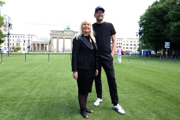 DEU, FIFA, EM 2024, Fan Mile construction, 21 05 2024, Brandenburg Gate, Berlin, DEU, FIFA, EM 2024, Fan Mile construction, in the picture Tour of the Fan Mile in front of the Brandenburg Gate Iris Spranger, Senator for the Interior and Sport, Moritz van Dülmen, Managing Director of Kulturprojekte Berlin Photo Juergen Engler nordphoto GmbH nordphotoxGmbHx xEngler nph00076