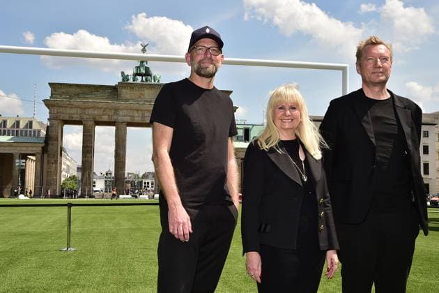 V L in front of the Brandenburg Gate Moritz van Dülmen, Kulturprojekte Berlin Managing Director Iris Spranger, Senator for the Interior and Sport, ¨Thomas Gloor from UEFA the idea and plans for the Fan Zone Berlin PK Presentation of the Fan Zone Berlin what awaits visitors to UEFA EURO 2024 in the capital in Berlin 21 05 2024 PK on UEFA EURO 2024 in Berlin Photopress Mueller