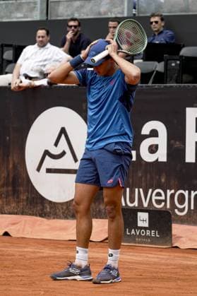 Luciano DARDERI (ITA) lors de son match face Ã Taro DANIEL (JPN) lors du tournoi de l Open Parc Auvergne RhÃ ne-Alpes Ã Lyon le 21 05 2024. TENNIS : Open Parc Auvergne RhÃ ne-Alpes - Lyon - 21 05 2024 SandrineThesillat Panoramic 
