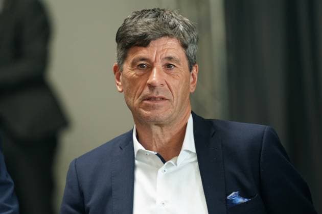 Football, Markus Merk criticises the development of the German refereeing system, archive pictures