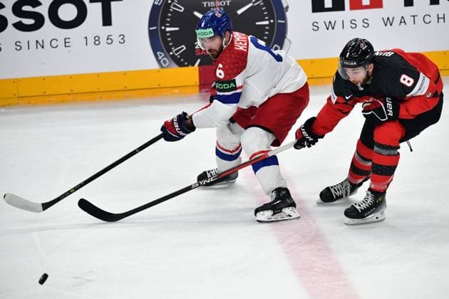 May 21, 2024, Prague, Czech Republic: MICHAL KEMPNY (6) of Czech Republic and MICHAEL BUNTING (8) of Canada during the 2024 IIHF Ice hockey, Eishockey World Championship, WM, Weltmeisterschaft match between Canada v Czech Republic at the O2 arena in Prague, Czech Republic, May 21, 2024. Prague Czech Republic - ZUMAr156 20240521_aap_r156_023 Copyright: xSlavekxRutax