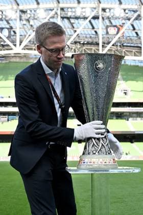21 05 2024, xjrdrx, Football UEFA Europa League Final 2024, Bayer 04 Leverkusen Press Conference Training emspor, v l Der Pokal Europapokal Euro League Symbolbild DFL DFB REGULATIONS PROHIBIT ANY USE OF PHOTOGRAPHS as IMAGE SEQUENCES and or QUASI VIDEO Dublin