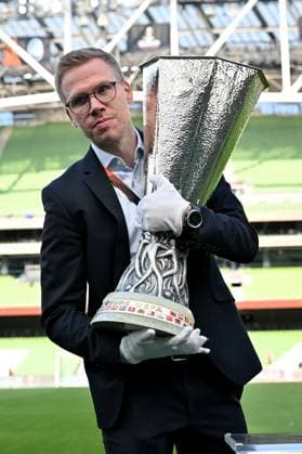 21 05 2024, xjrdrx, Football UEFA Europa League Final 2024, Bayer 04 Leverkusen Press Conference Training emspor, v l Der Pokal Europapokal Euro League Symbolbild DFL DFB REGULATIONS PROHIBIT ANY USE OF PHOTOGRAPHS as IMAGE SEQUENCES and or QUASI VIDEO Dublin