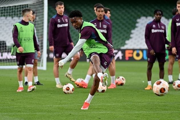 21 05 2024, xjrdrx, Football UEFA Europa League Final 2024, Bayer 04 Leverkusen Press Conference Training emspor, v l Nathan Tella Bayer Leverkusen DFL DFB REGULATIONS PROHIBIT ANY USE OF PHOTOGRAPHS as IMAGE SEQUENCES and or QUASI VIDEO Dublin