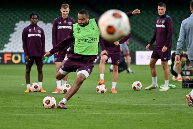 21 05 2024, xjrdrx, Football UEFA Europa League Final 2024, Bayer 04 Leverkusen Press Conference Training emspor, v l Jonathan Tah Bayer Leverkusen DFL DFB REGULATIONS PROHIBIT ANY USE OF PHOTOGRAPHS as IMAGE SEQUENCES and or QUASI VIDEO Dublin