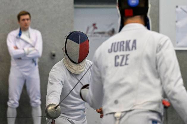 Sport Themen der Woche KW21 Sport Bilder des Tages Meeting with the fencing team preparing for the Olympic Games, Olympische Spiele, Olympia, OS in Paris, in Prague, Czech Republic, May 22, 2024. Fencers Jakub Jurka (right) and Jiri Beran. (CTKxPhoto MichalxKamaryt) CTKPhotoP2024052204434  CTKPhotoP2024052204434