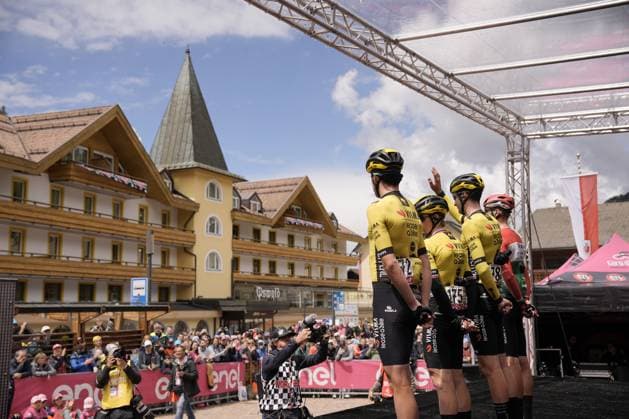 Team Visma Lease Bike during the stage 17 of the Giro d Italia from Selva di Val Gardena to Passo Brocon, Italy - Wednesday, May 22, 2024 - Cycling  Copyright: xMarcoxAlpozzix xLaPressex