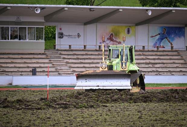 Football International EURO 2024 22 05 2024 The turf in the Hermann Saam Stadium in Freudenstadt will be renewed by the company Sportstaettenbau Garten Moser from Reutlingen around three weeks before the first training session of the Danish national team The old layer of turf will be removed with a bulldozer