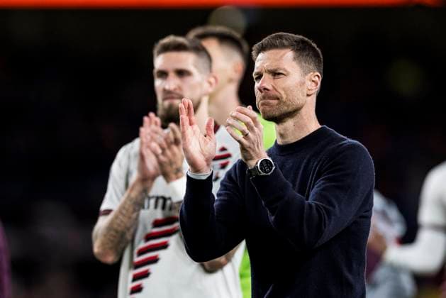 2024 UEFA EUROPA LEAGUE FINAL Atalanta Bergamo Bayer 04 Leverkusen 22 05 2024 Xabi Alonso Bayer 04 Leverkusen, head coach thanks the fans who traveled with him 2024 UEFA EUROPA LEAGUE FINAL Atalanta Bergamo Bayer 04 Leverkusen, Dublin, Dublin Arena Aviva Stadium on 22 05 2024 Copyright: xBEAUTIFULxSPORTS Wunderlx