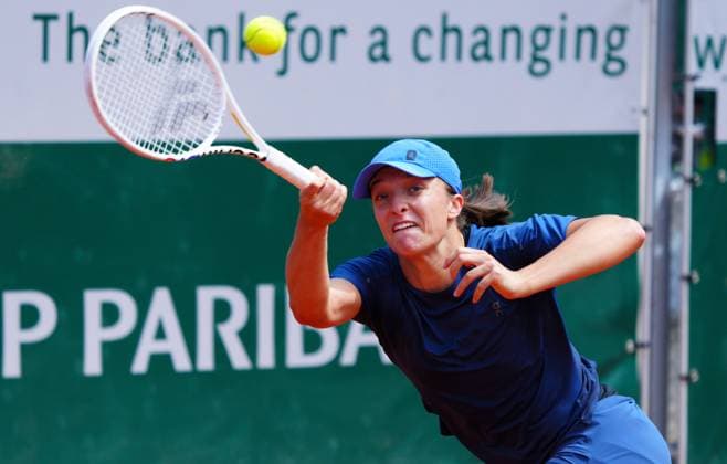 Iga Swiatek practices French Open Tennis, Thursday Practice and Qualifying, Tennis, Roland Garros, Paris, France - 23 May 2024  Copyright: xJavierxGarcia Shutterstockx 14496641bo