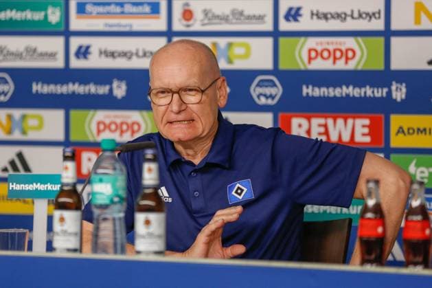 Chairman of the Supervisory Board of HSV Fußball AG Michael Papenfuß HSV Germany , Hamburg , Volksparkstadion , Football , Bundesliga , 2 Fussball Bundesliga , Hamburger SV , Presentation of Stefan Kuntz Chairman Sport