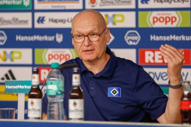 Chairman of the Supervisory Board of HSV Fußball AG Michael Papenfuß HSV Germany , Hamburg , Volksparkstadion , Football , Bundesliga , 2 Fussball Bundesliga , Hamburger SV , Presentation of Stefan Kuntz Chairman Sport