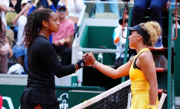 Leolia Jeanjean celebrates reaching the first round with a win over Robin Montgomery French Open Tennis, Thursday Practice and Qualifying, Tennis, Roland Garros, Paris, France - 23 May 2024  Copyright: xJavierxGarcia Shutterstockx 14496641el