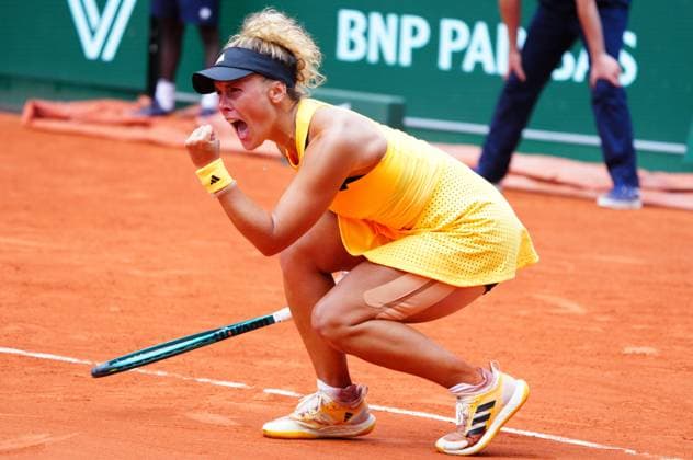 Leolia Jeanjean celebrates French Open Tennis, Thursday Practice and Qualifying, Tennis, Roland Garros, Paris, France - 23 May 2024  Copyright: xJavierxGarcia Shutterstockx 14496641ew