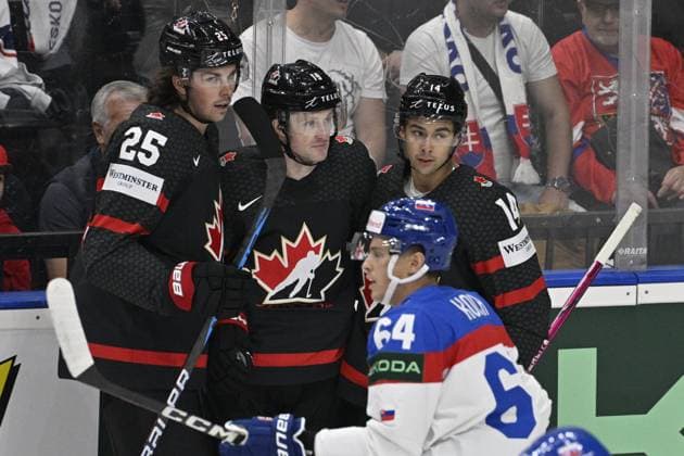 Canada vs Slovakia quarter-final match of the 2024 IIHF World Championship, WM, Weltmeisterschaft in Prague, Czech Republic, on May 23, 2024. Canada s Jared McCann, centre, celebrates his goal with teammates. (CTKxPhoto VitxSimanek) CTKPhotoP2024052306371  CTKPhotoP2024052306371