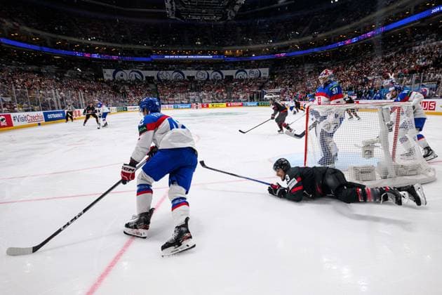 PRAGUE, CZECH REPUBLIC - 23 MAY, 2024:Mascot Bob. The game of IIHF 2024 Ice hockey, Eishockey World Championship, WM, Weltmeisterschaft Canada vs Slovakia at O2 Arena  Copyright: xVITALIIxKLIUIEVx